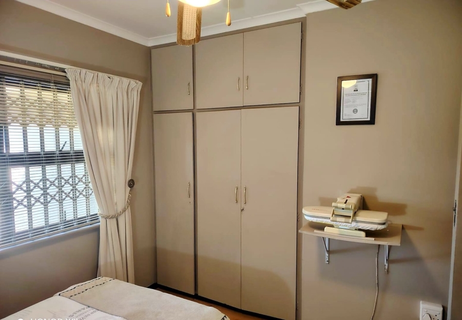 4 Bedroom Property for Sale in Beacon Bay Eastern Cape